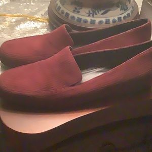 Bruno Magli Rust ribbed suede flat 71/2